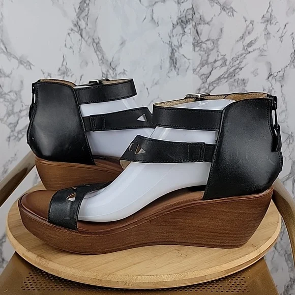 Miz Mooz Womens "Spicy" Leather Cut-Out Strappy Wedge Sandal Black Sz 42/10.5-11 - Picture 4 of 12